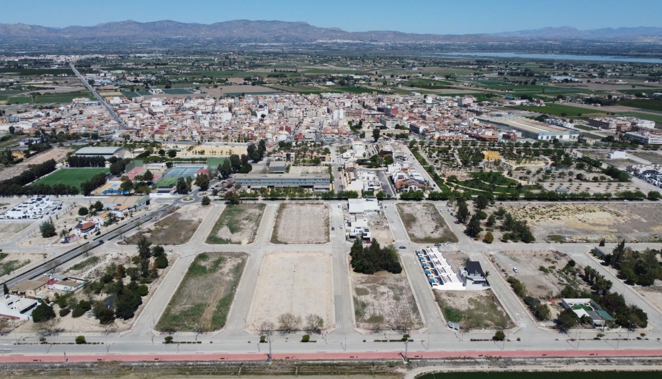 Nybygg - Villa - Dolores - polideportivo