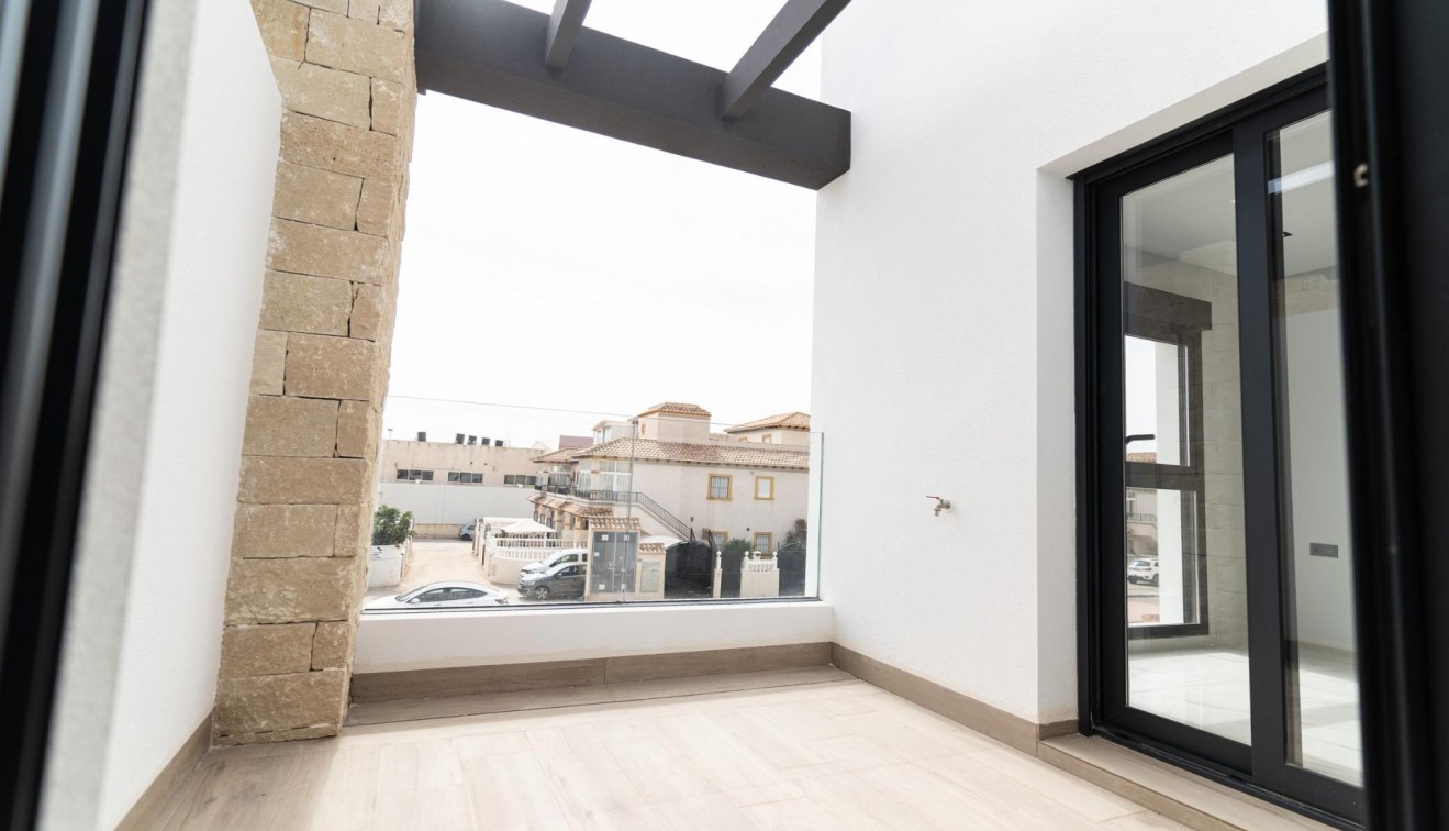 Nybygg - Villa - Orihuela costa - Punta Prima