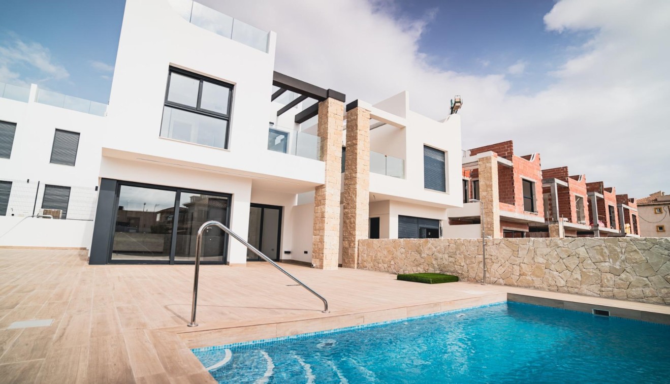 Nybygg - Villa - Orihuela costa - Punta Prima