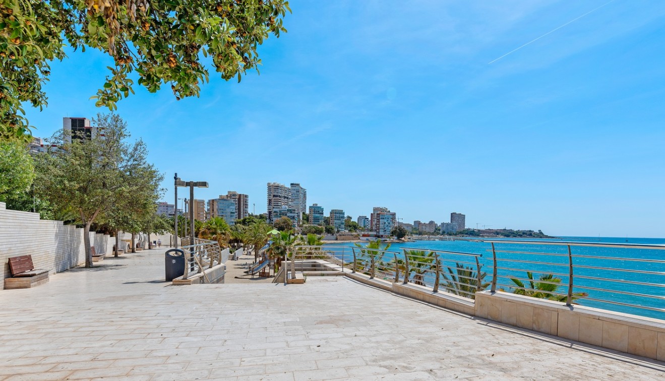 Prodej - Apartment - Alicante