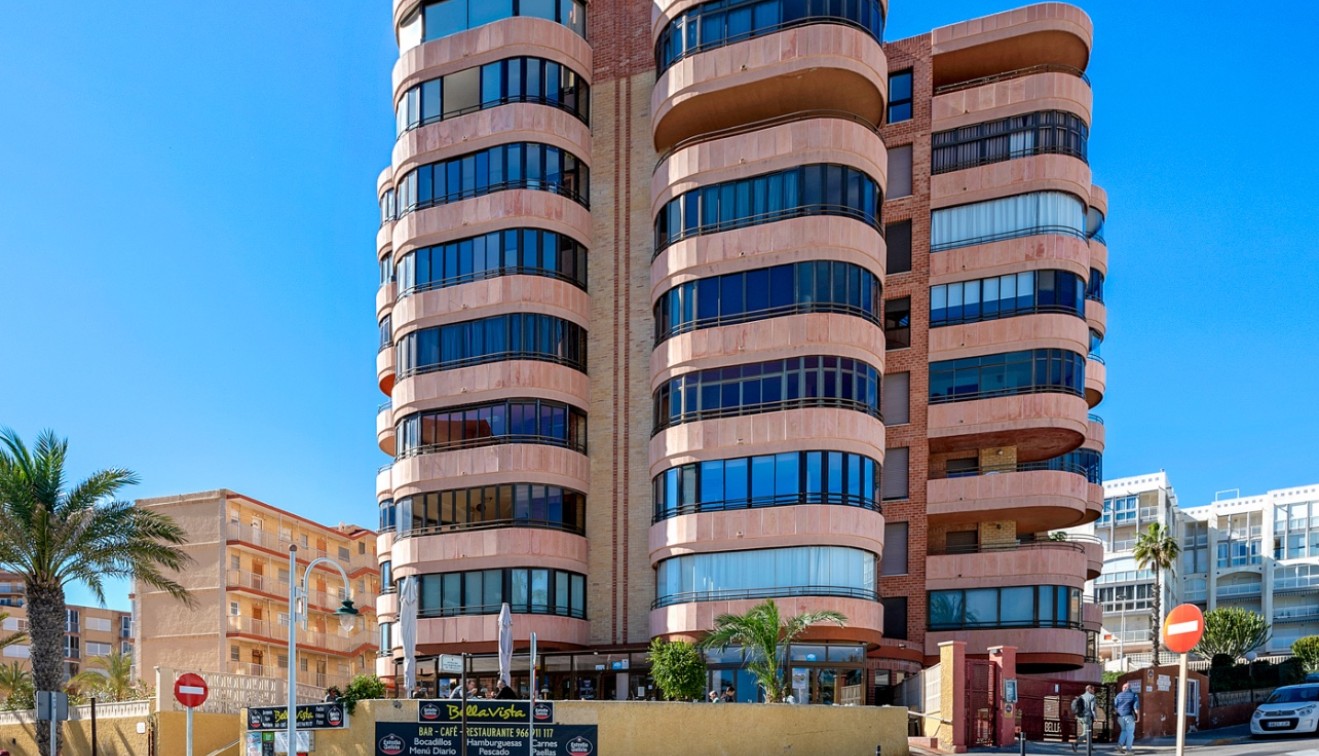 Prodej - Apartment - Arenales del Sol - Segunda linea playa