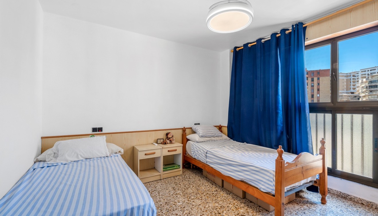 Prodej - Apartment - Arenales del Sol - Segunda linea playa