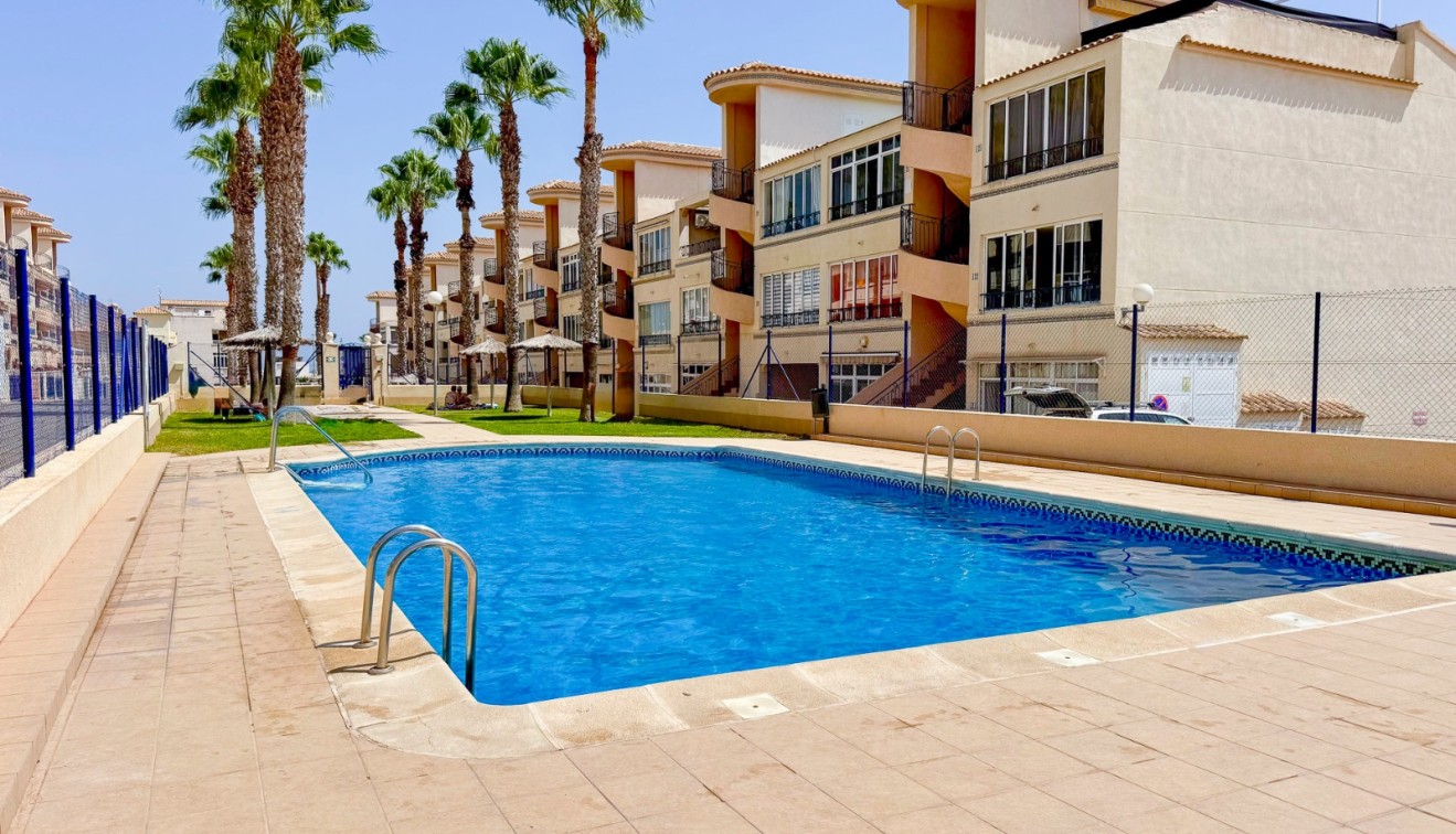 Prodej - Apartment - Orihuela costa - Los Altos