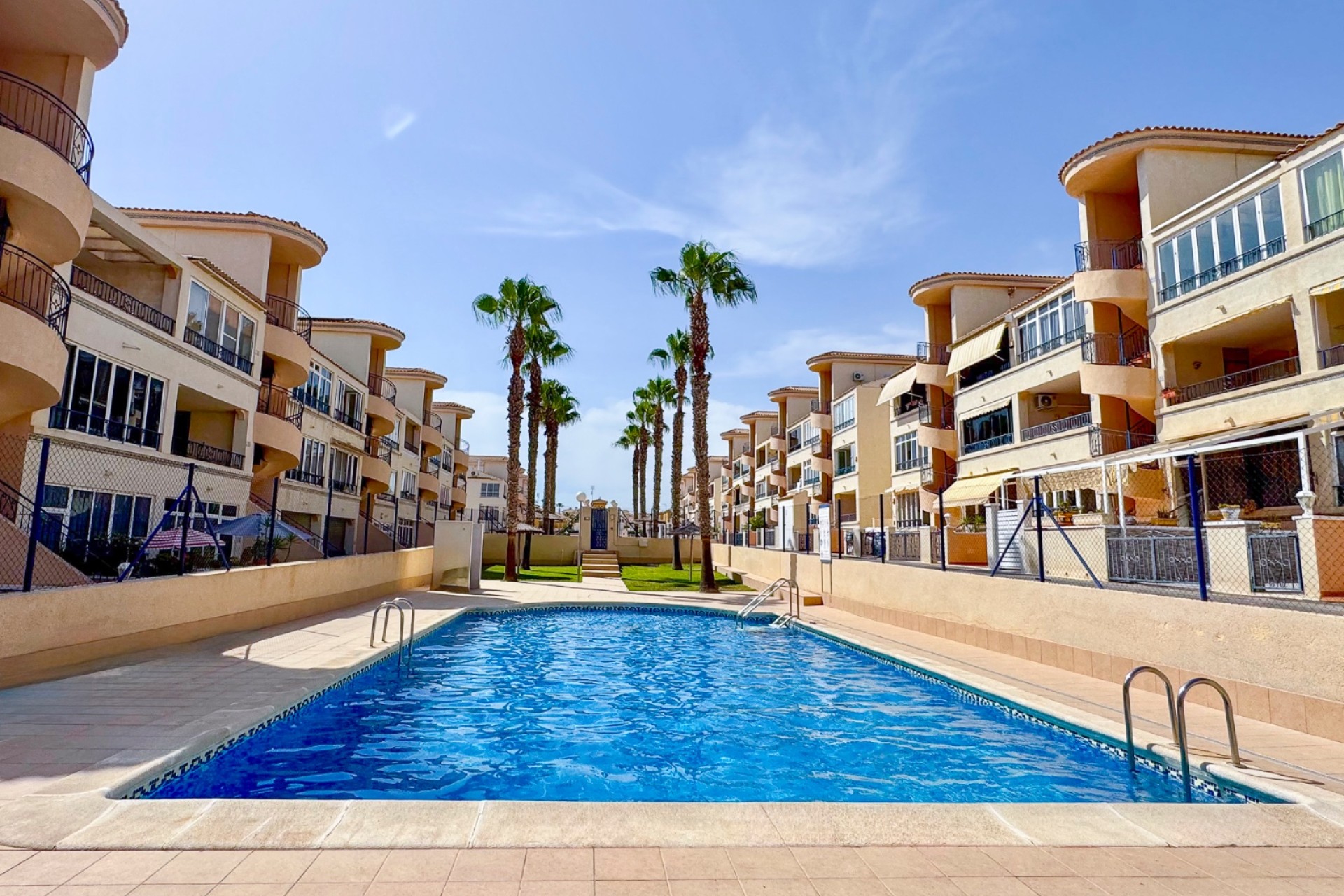 Prodej - Apartment - Orihuela costa - Los Altos