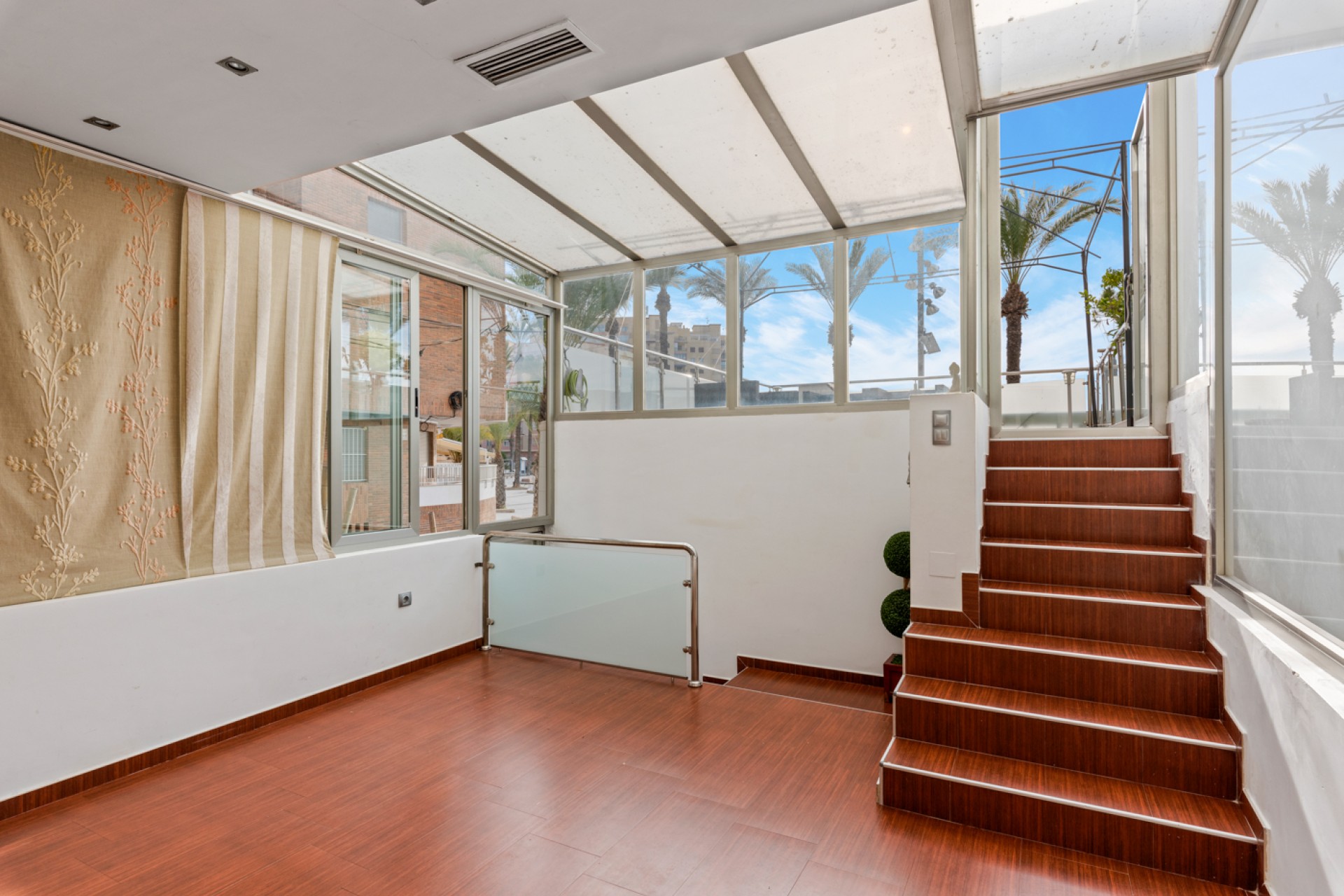 Prodej - Apartment - Torrevieja - Playa de los locos