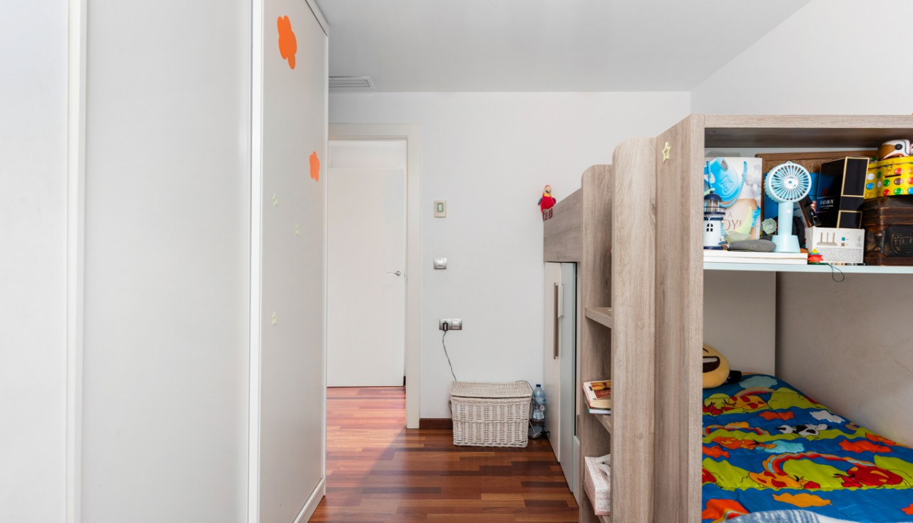 Prodej - Apartment - Torrevieja - Playa de los locos