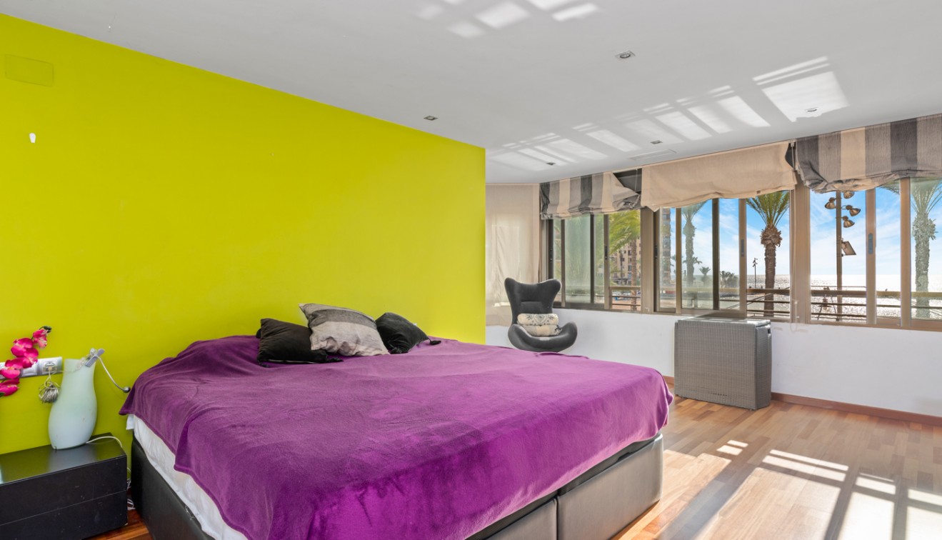 Prodej - Apartment - Torrevieja - Playa de los locos