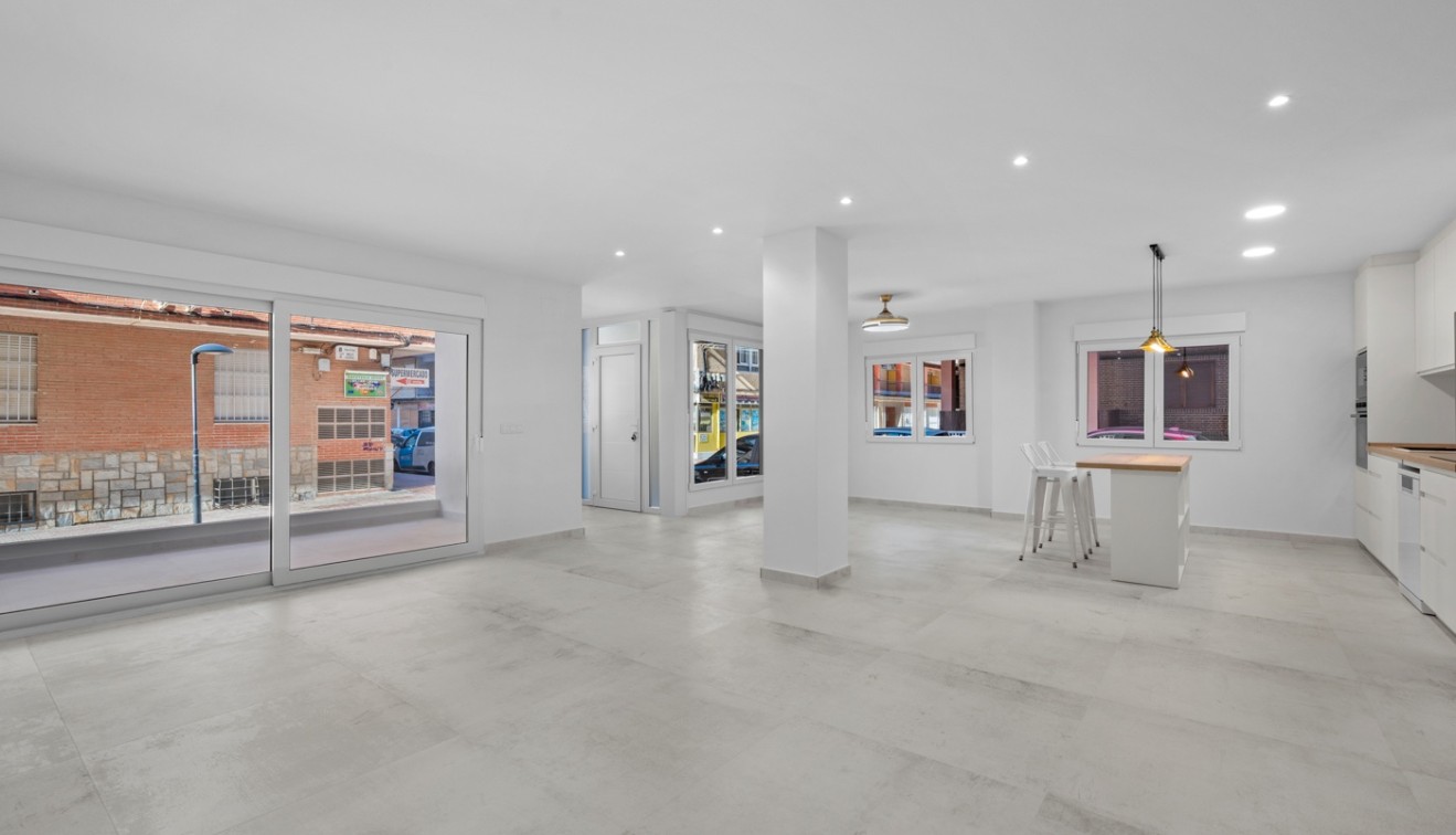 Prodej - Apartment - Torrevieja - Playa del Acequión