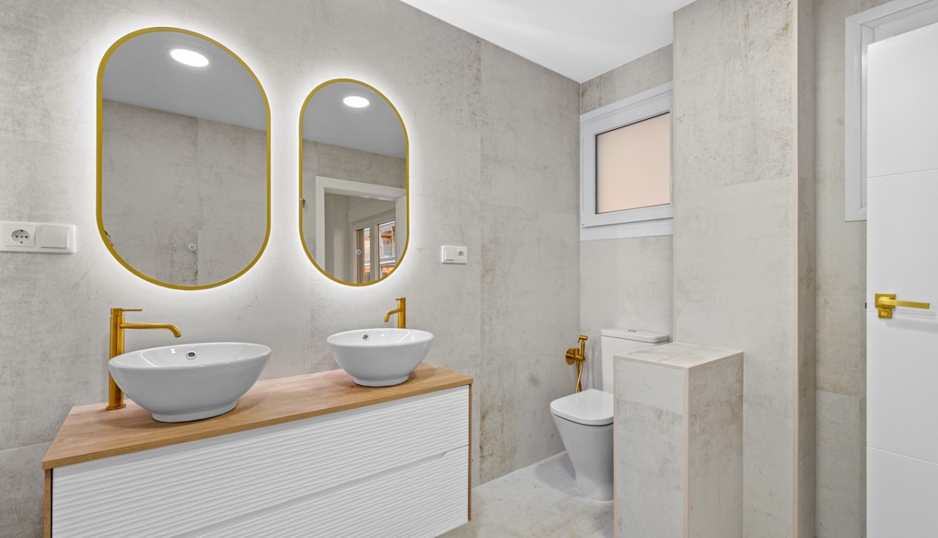 Prodej - Apartment - Torrevieja - Playa del Acequión