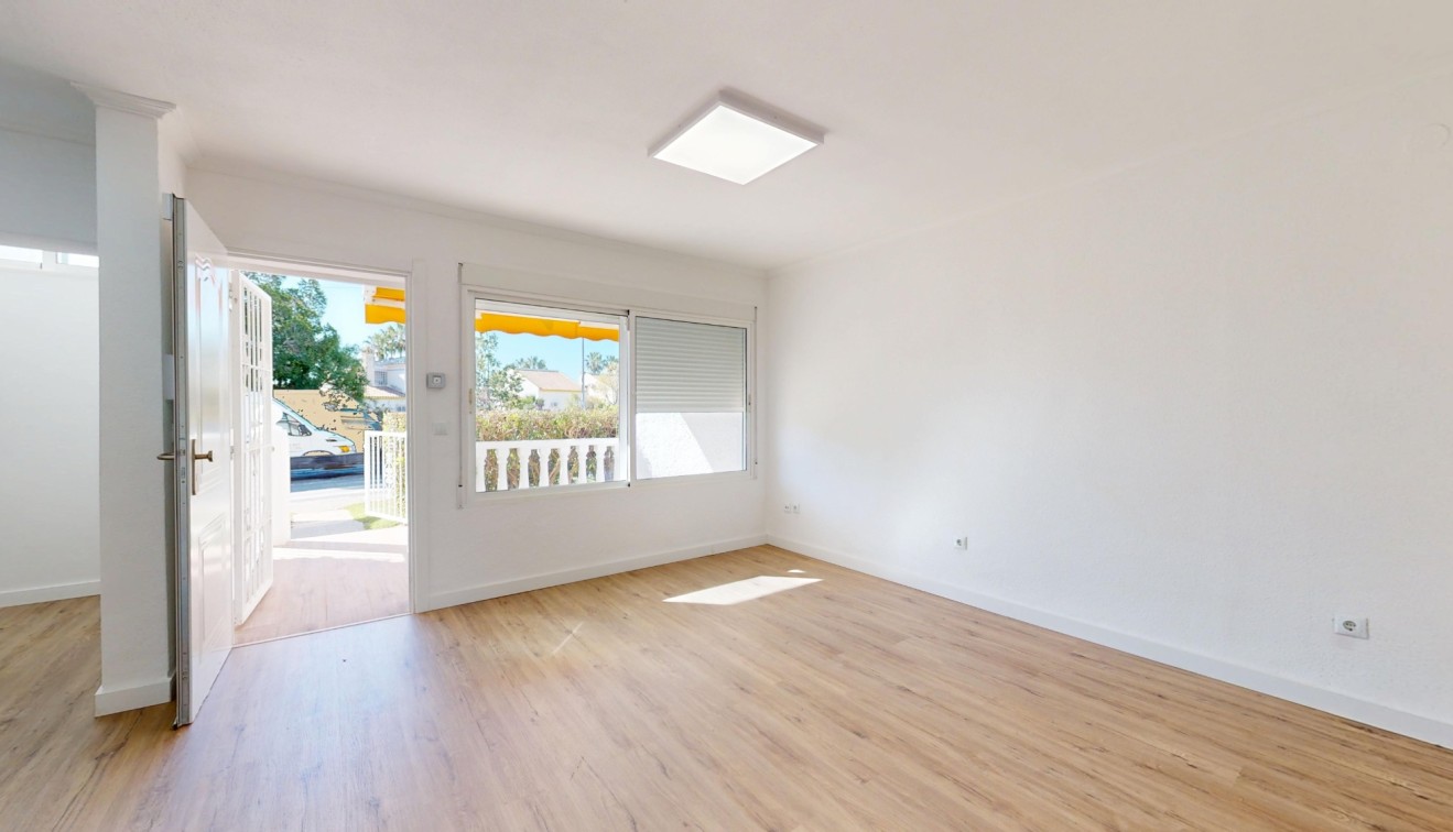 Prodej - Bungalow - Orihuela costa - Villamartín