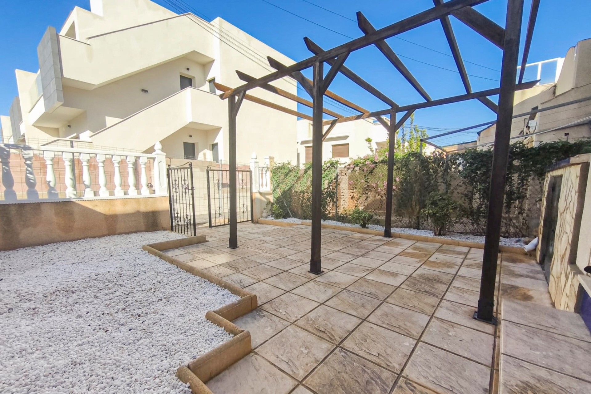 Prodej - Bungalow - Torrevieja - Lago jardin