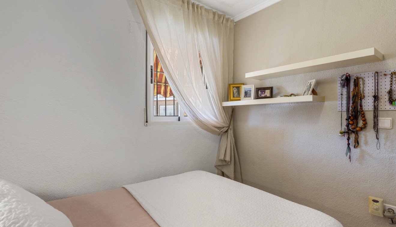 Prodej - Bungalow - Torrevieja - Torretas