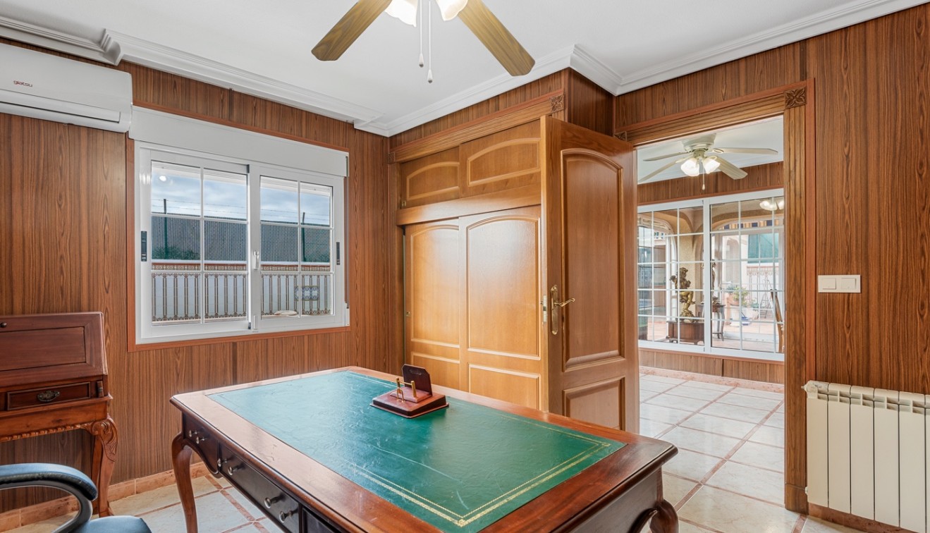 Prodej - Chalet - Torrevieja