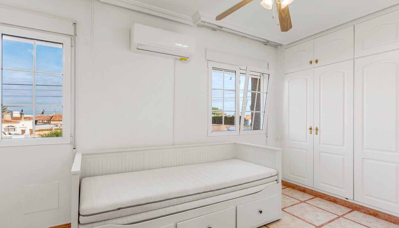 Prodej - Chalet - Torrevieja