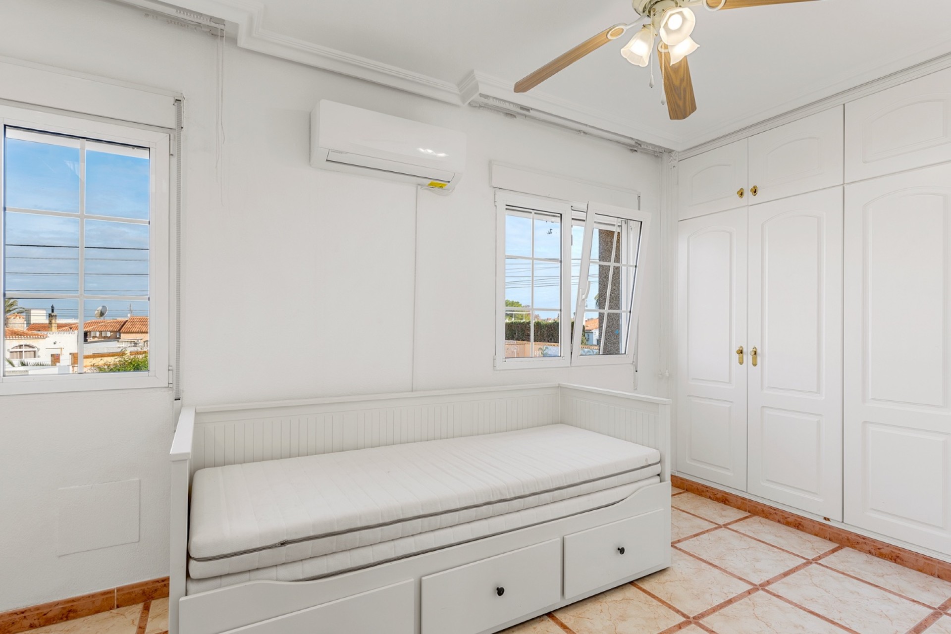 Prodej - Chalet - Torrevieja