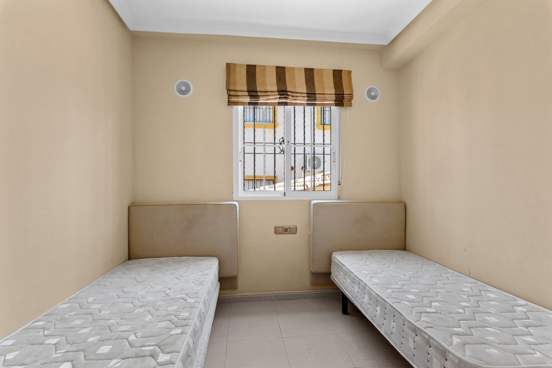 Prodej - Čtyřpodlažní dům - Orihuela costa - Lomas de Cabo Roig