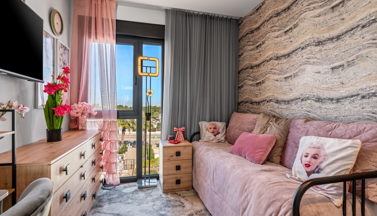 Prodej - Penthouse - Villamartín