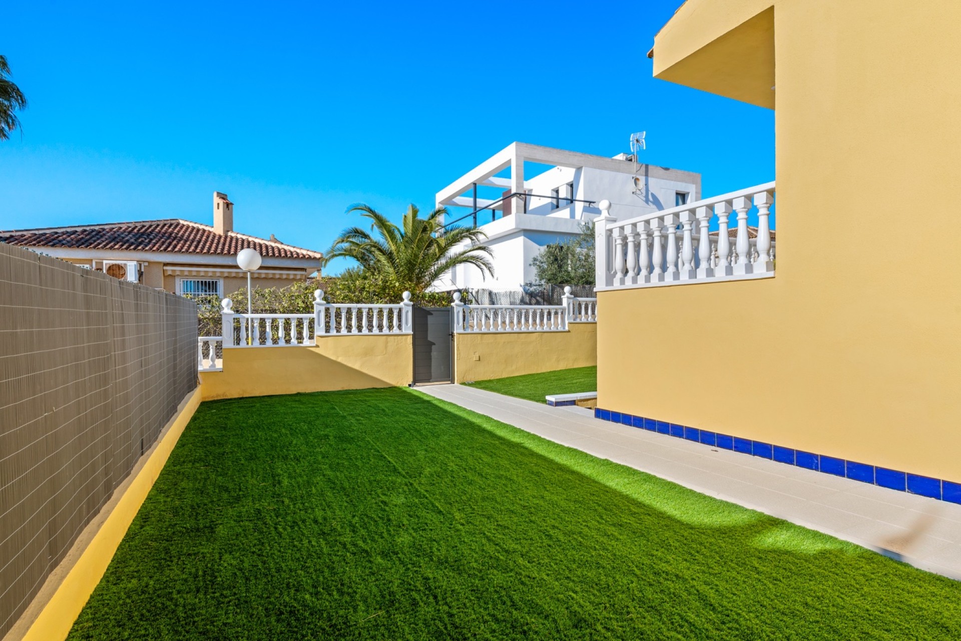 Prodej - Semi-detached - Benimar