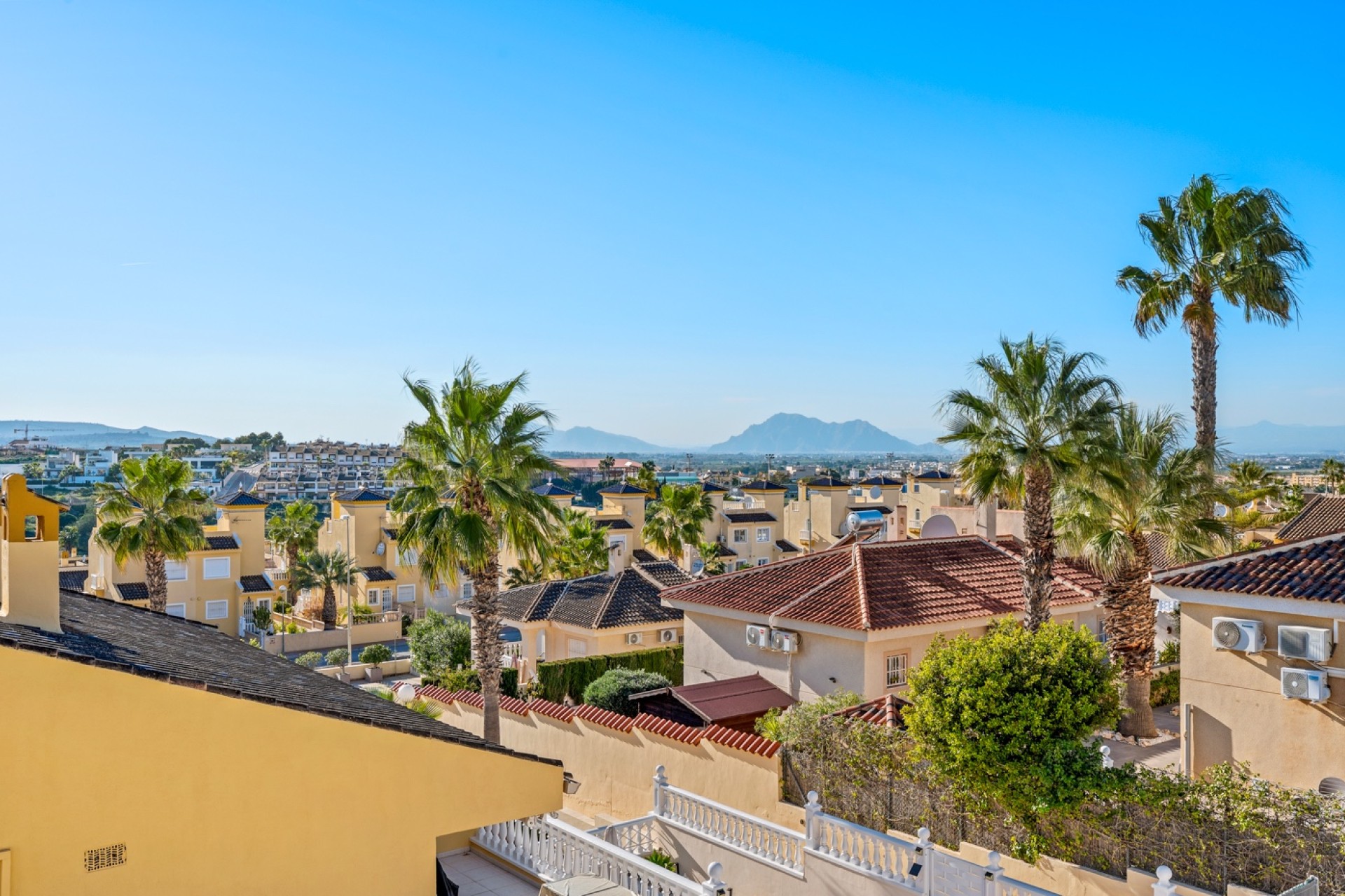 Prodej - Semi-detached - Benimar