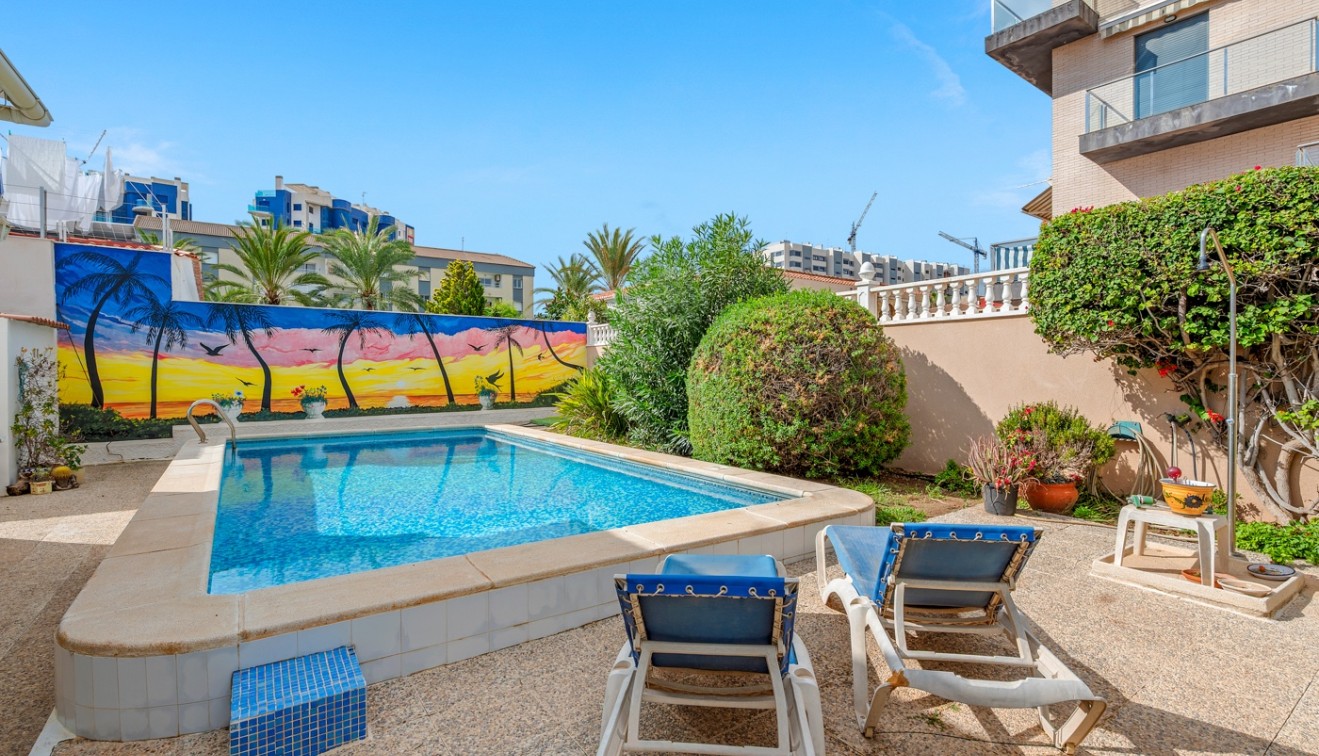 Prodej - Semi-detached - Orihuela costa - Punta Prima