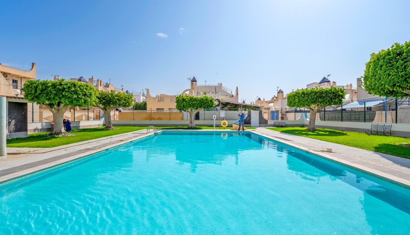 Prodej - Townhouse - ﻿Torrevieja (Alicante) - Spain