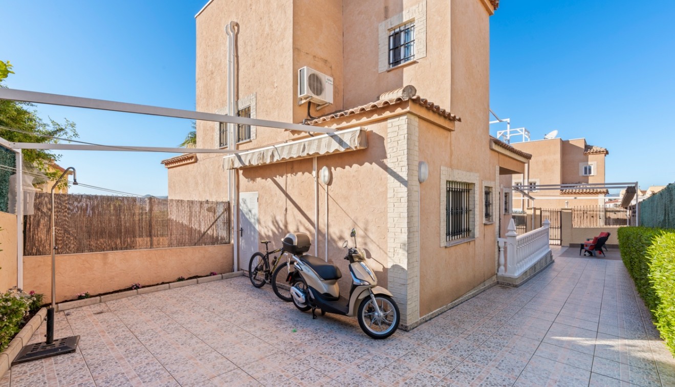 Prodej - Townhouse - San Fulgencio - Urb. La Marina