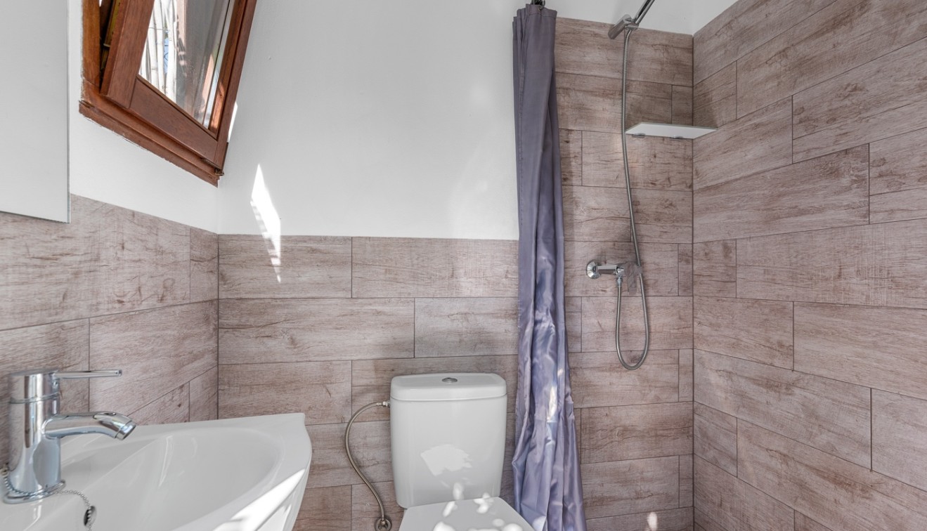 Prodej - Venkovské sídlo - Benijófar