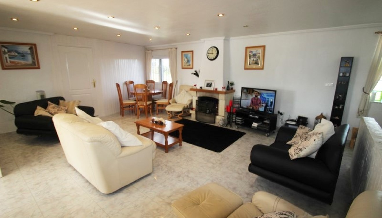 Prodej - Venkovské sídlo - Rojales