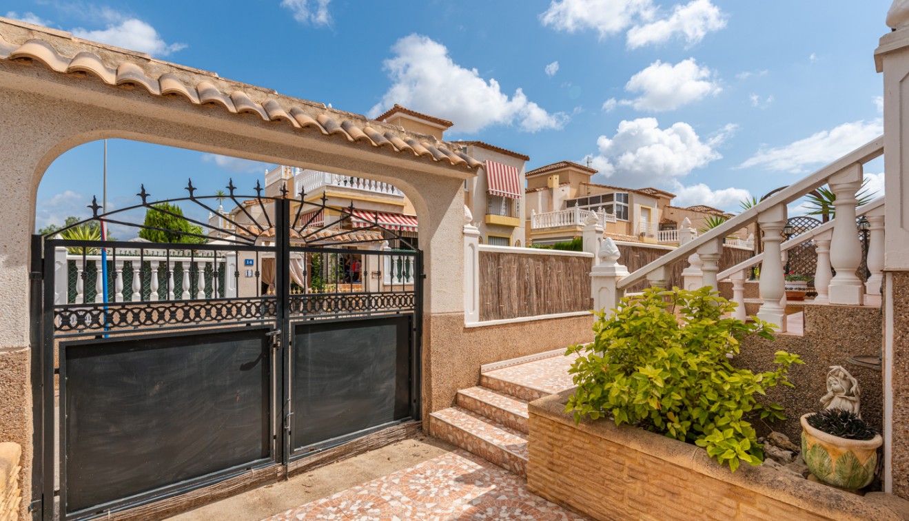 Prodej - Villa - Algorfa - Algorfa - Urb. Montebello