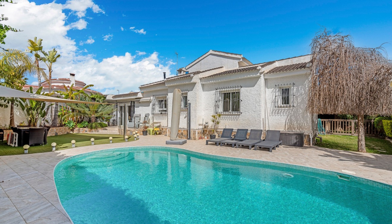 Prodej - Villa - Ciudad Quesada - Rojales