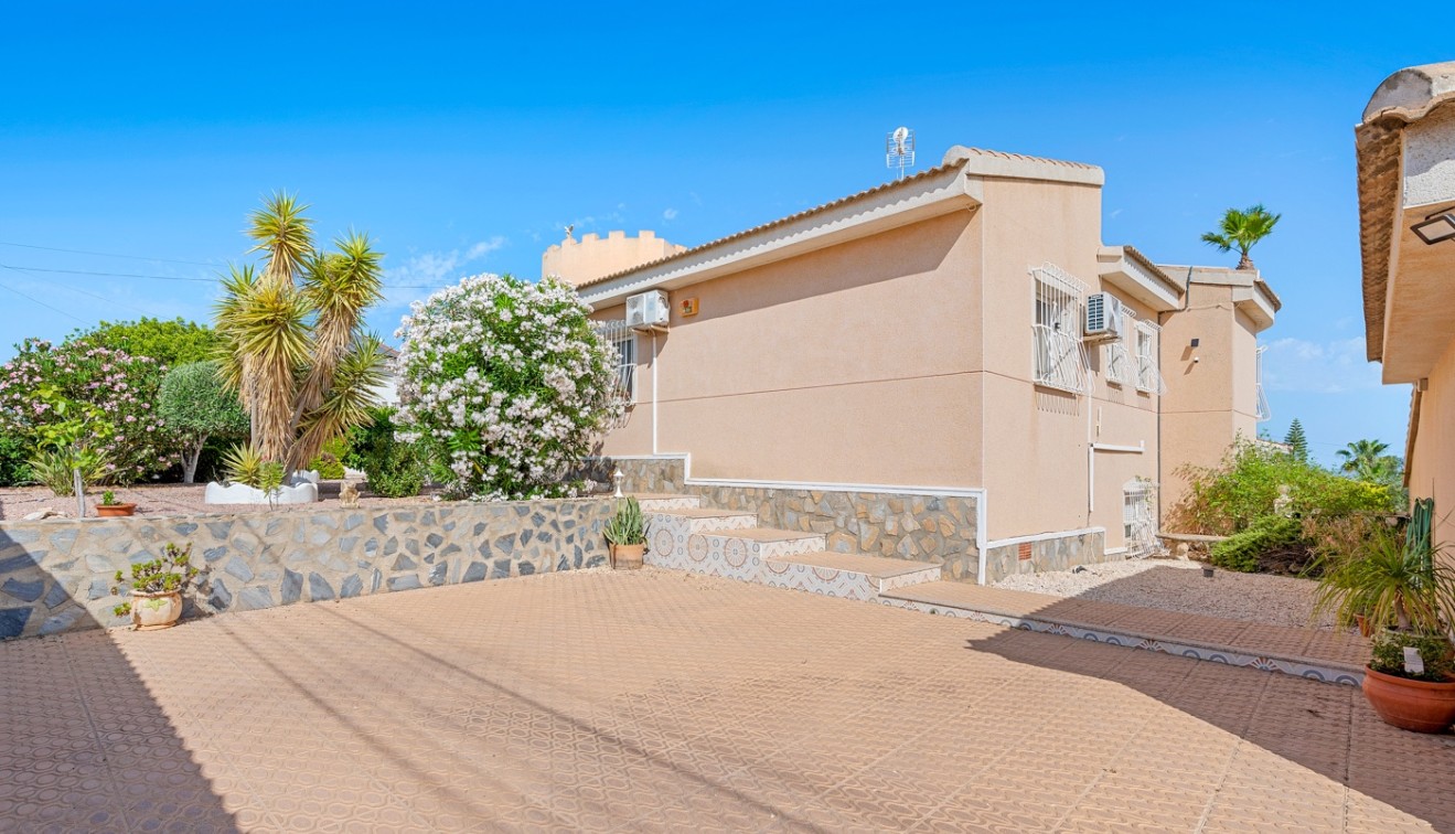 Prodej - Villa - Ciudad Quesada - Rojales