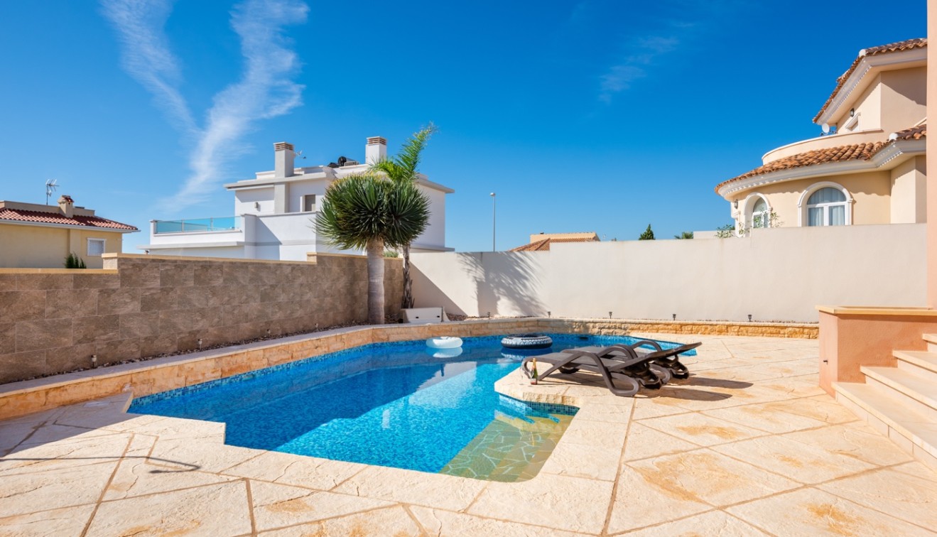 Prodej - Villa - Ciudad Quesada - Rojales