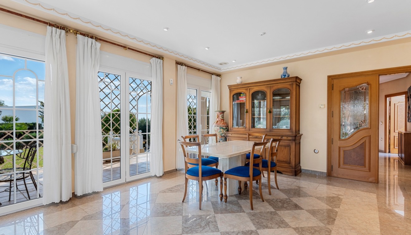 Prodej - Villa - Elche/Elx