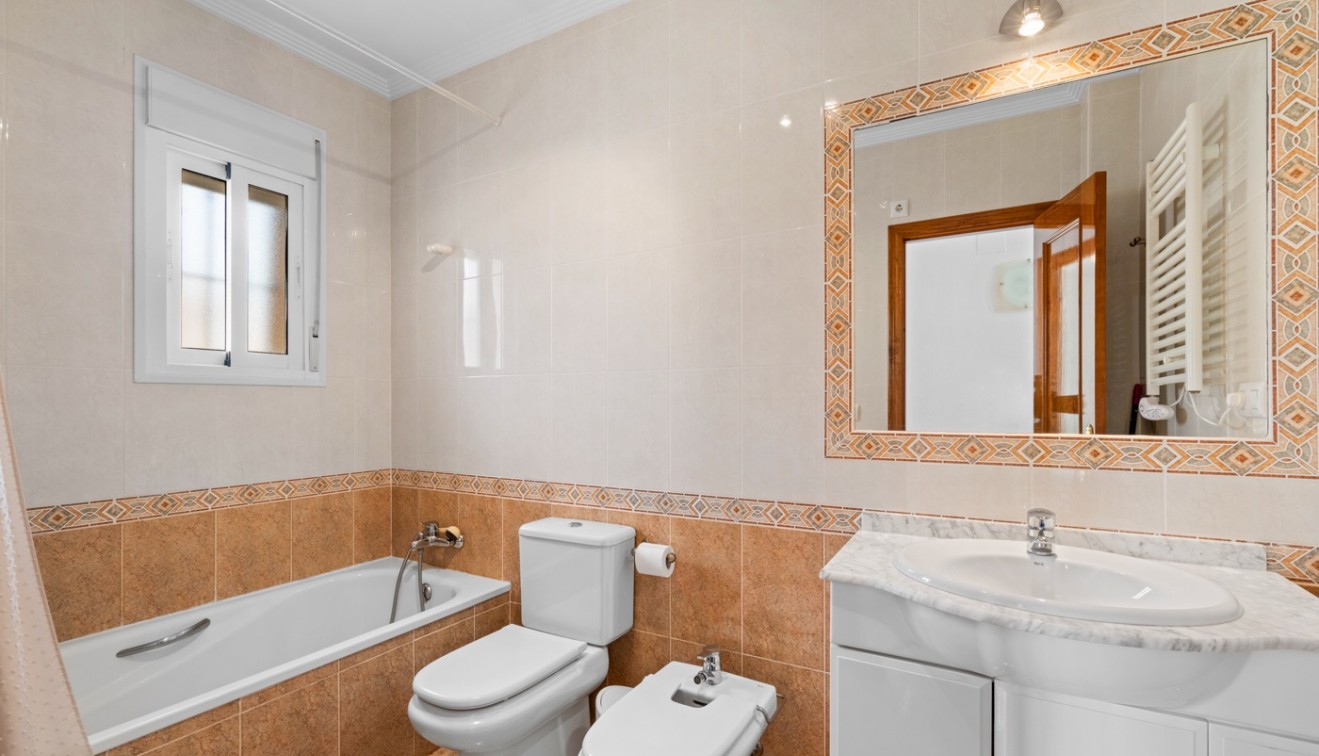 Prodej - Villa - Guardamar del Segura