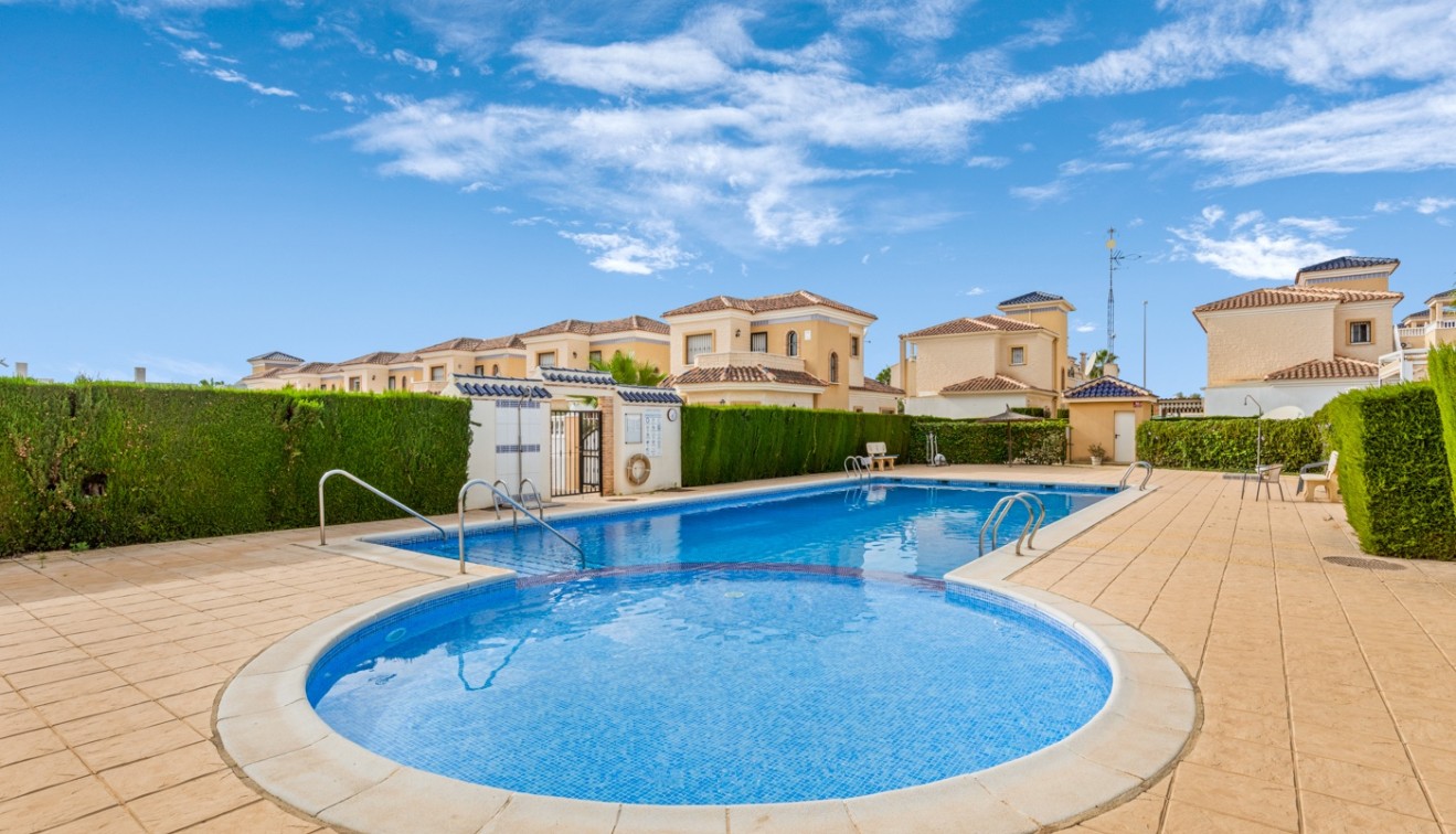 Prodej - Villa - Guardamar del Segura