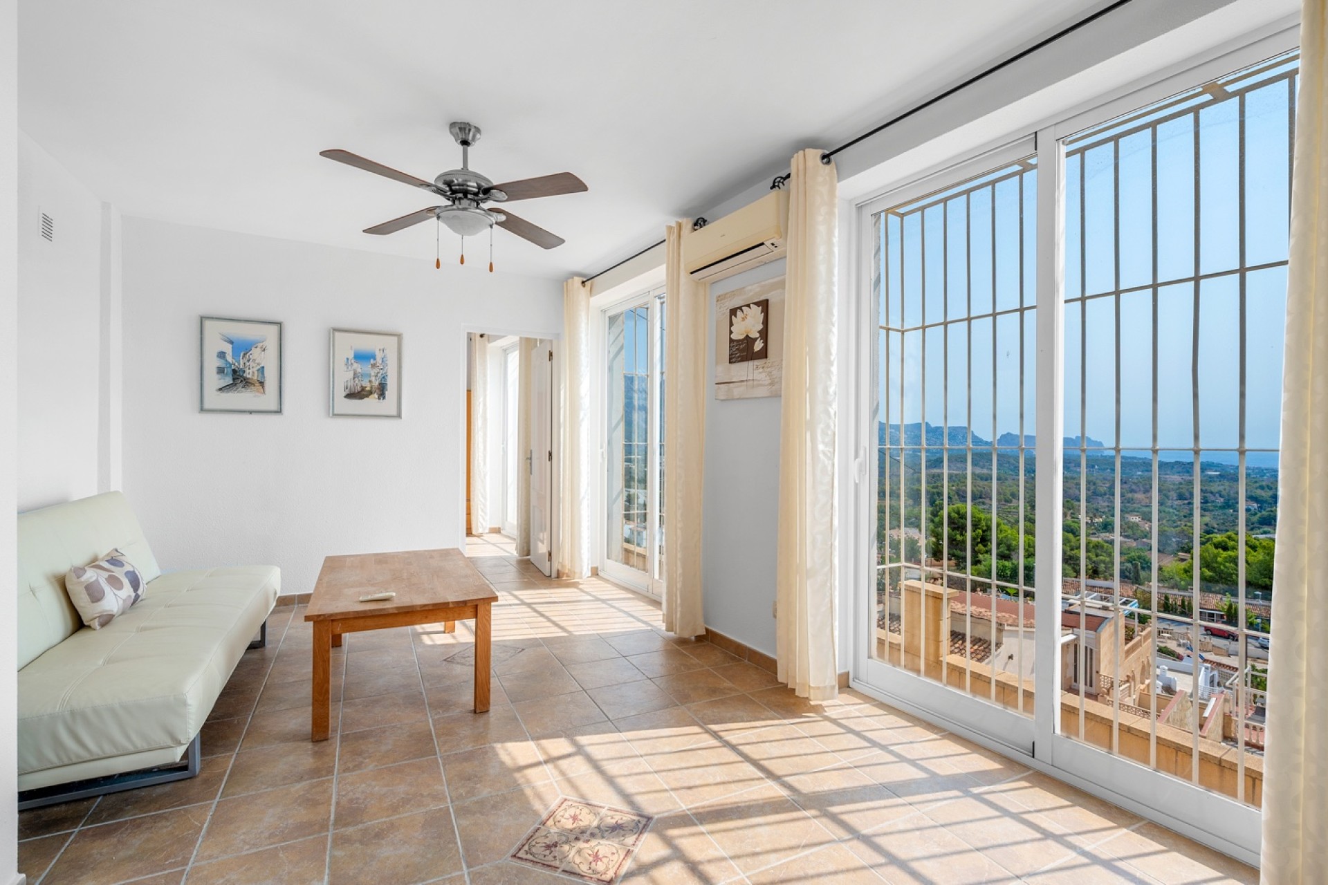 Prodej - Villa - La Nucia - El tossal