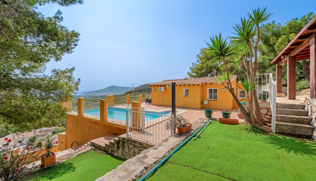 Prodej - Villa - La Nucia - El tossal