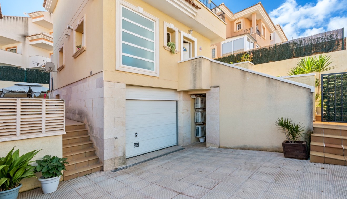 Prodej - Villa - La Nucia - La nucia