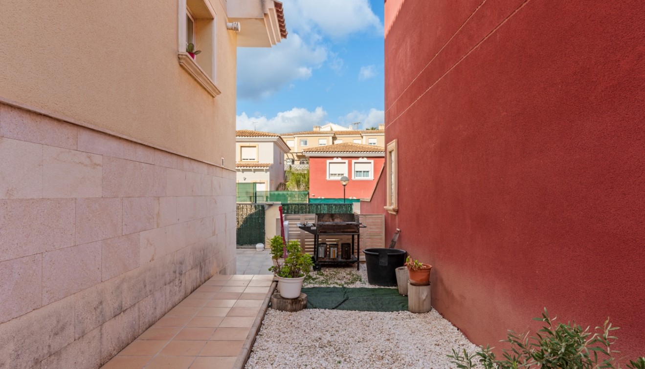 Prodej - Villa - La Nucia - La nucia