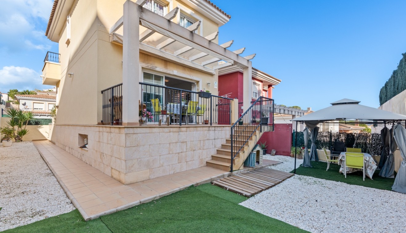 Prodej - Villa - La Nucia - La nucia