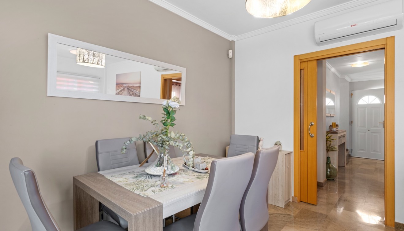 Prodej - Villa - La Nucia - La nucia