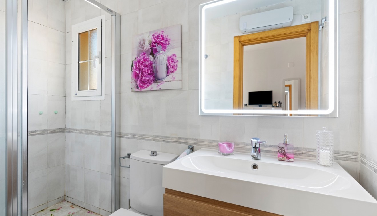 Prodej - Villa - La Nucia - La nucia