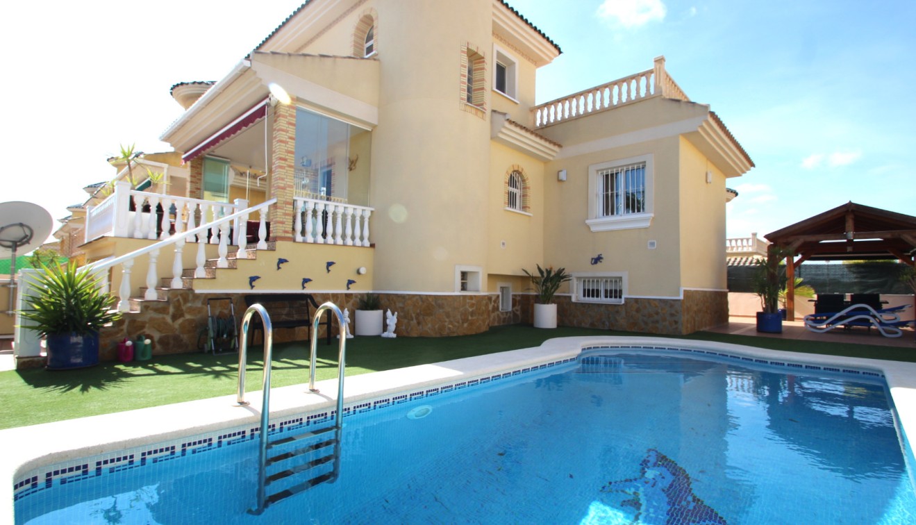 Prodej - Villa - Lo Crispin