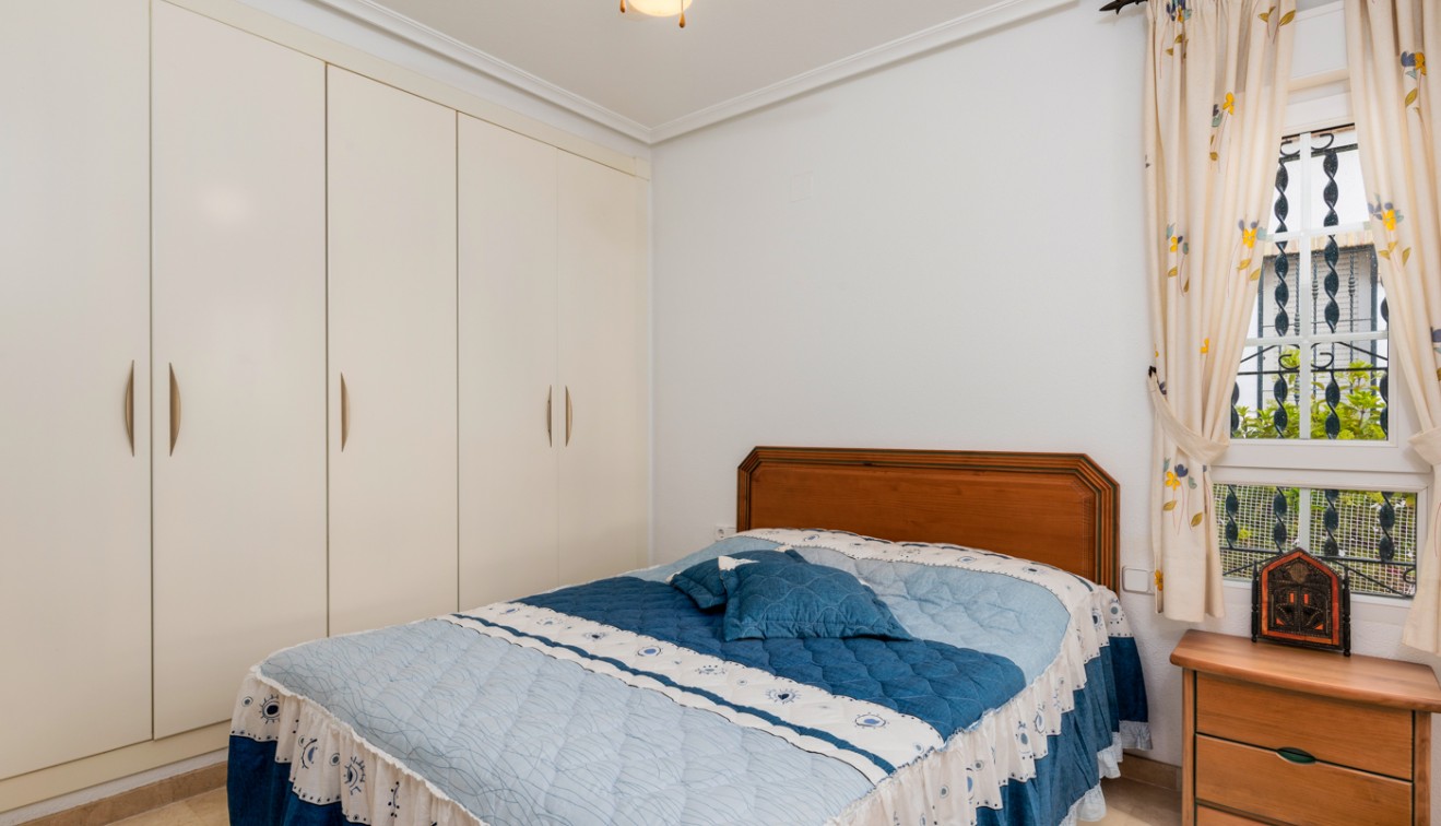 Prodej - Villa - Orihuela costa - Villamartín