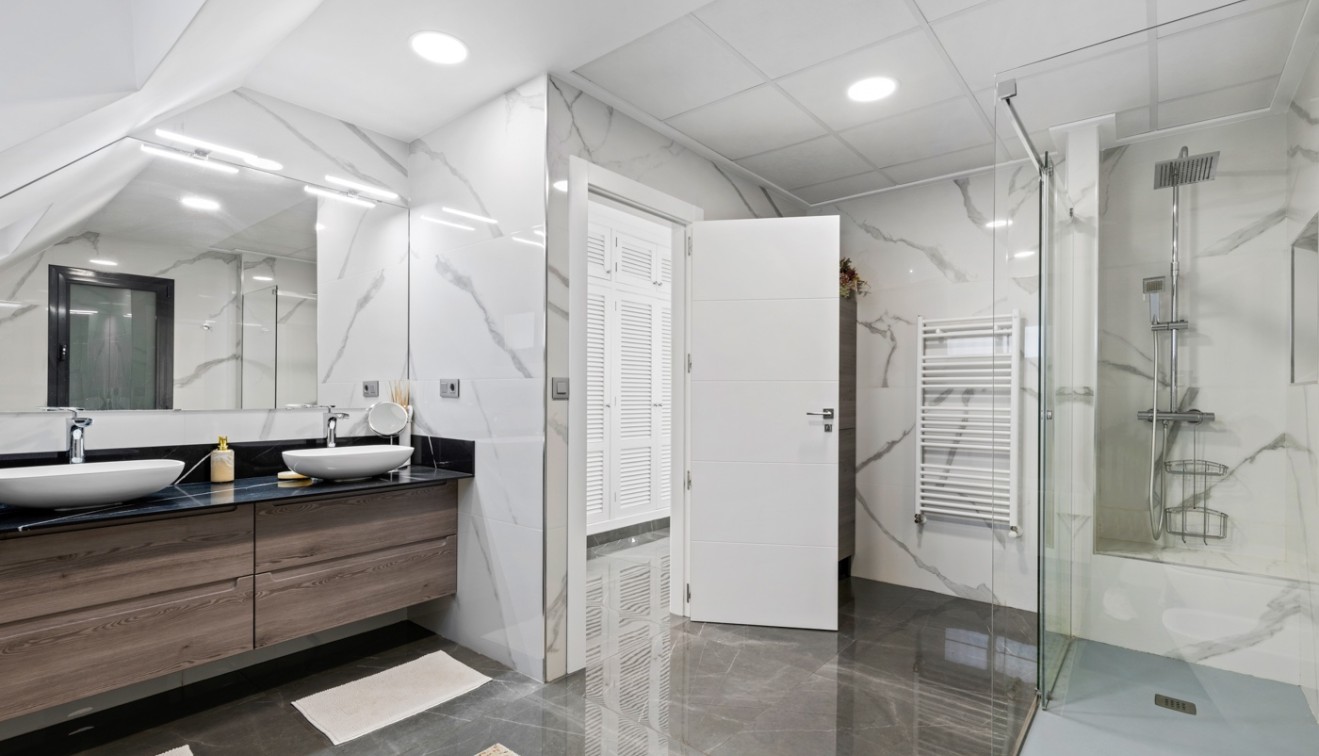 Prodej - Villa - San Juan Alicante - Frank Espinós