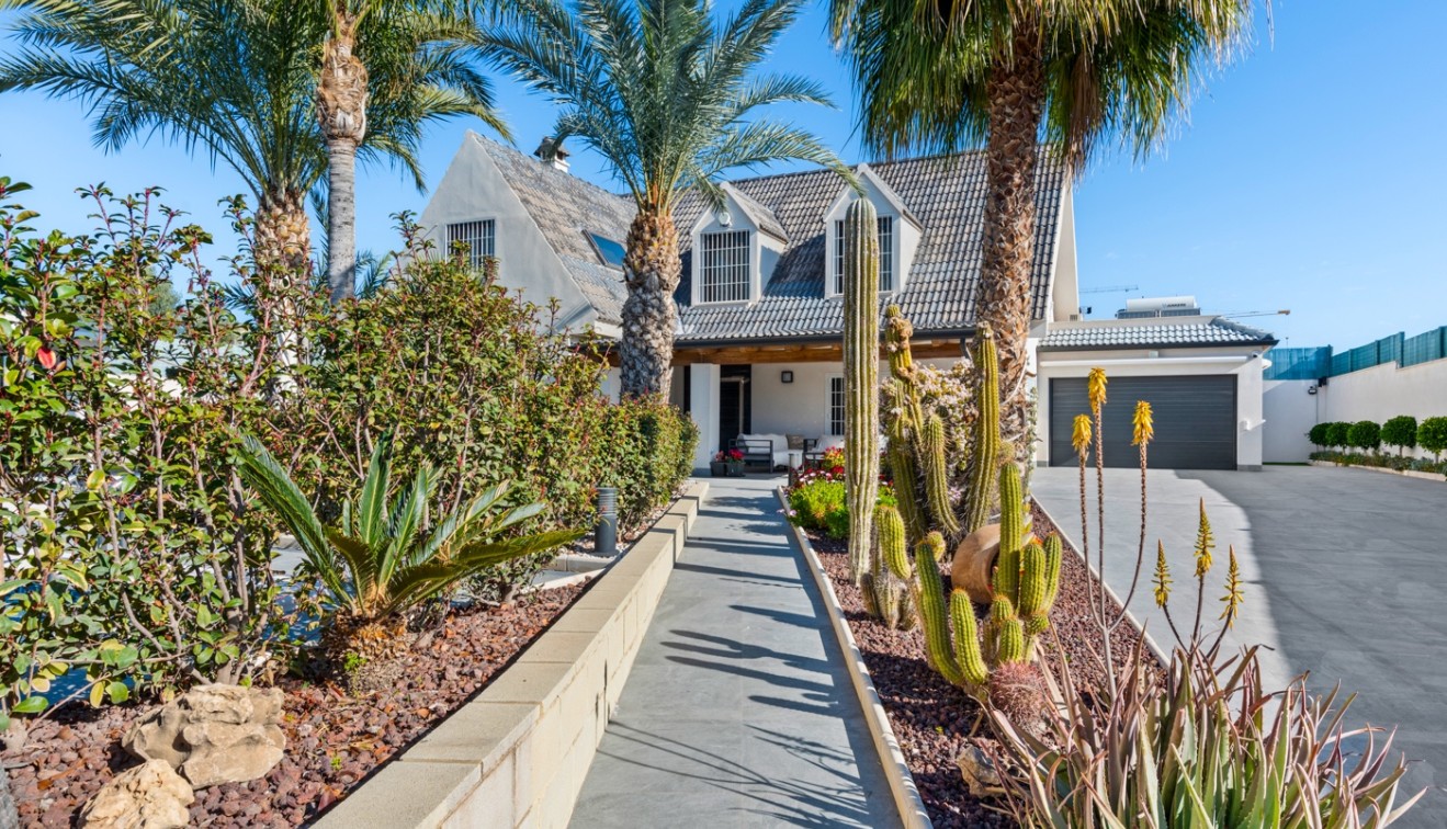 Prodej - Villa - San Juan Alicante - Frank Espinós