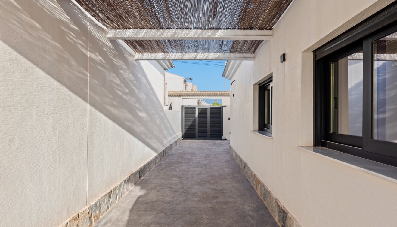 Prodej - Villa - Torrevieja - El chaparral