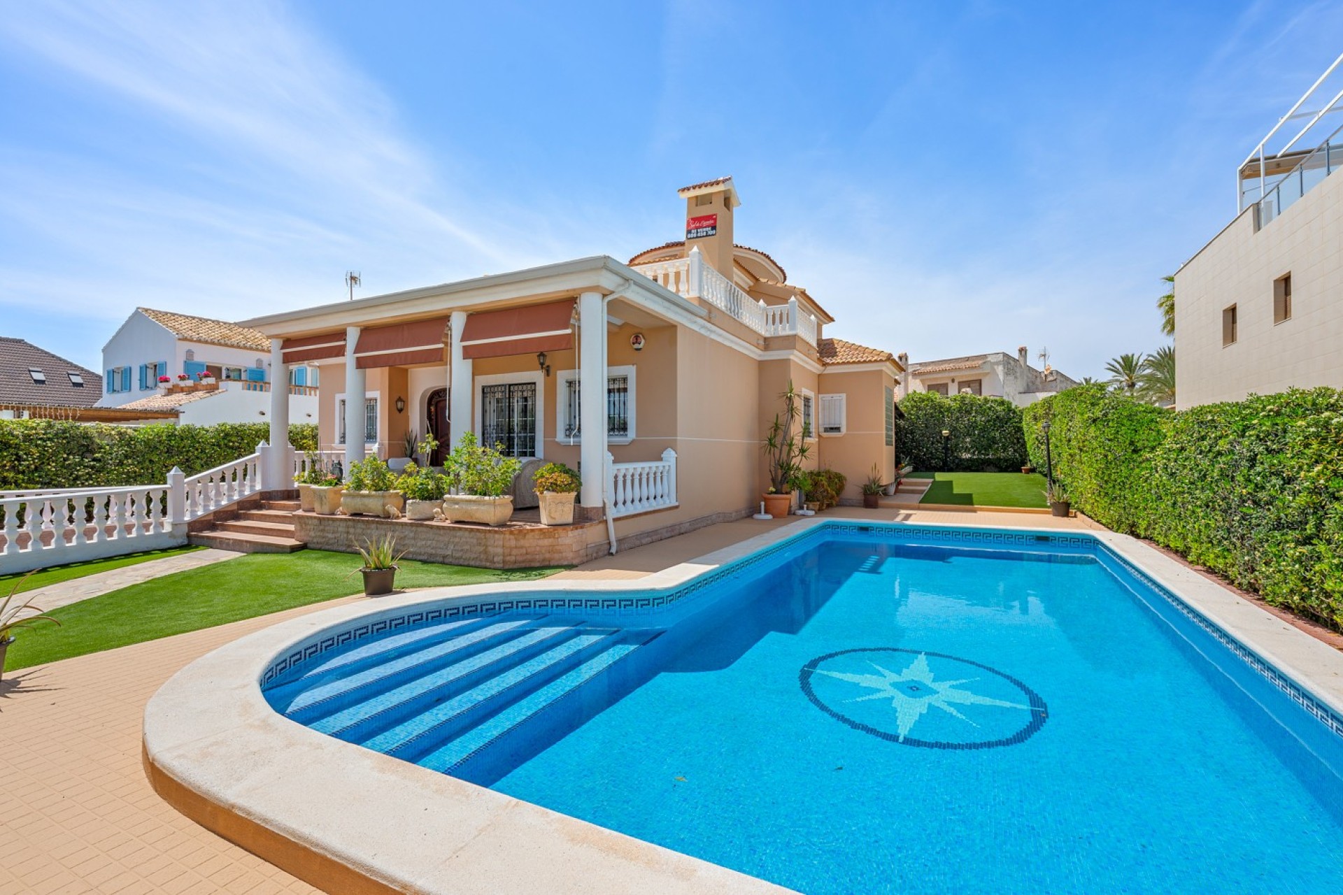 Prodej - Villa - Torrevieja - La Mata