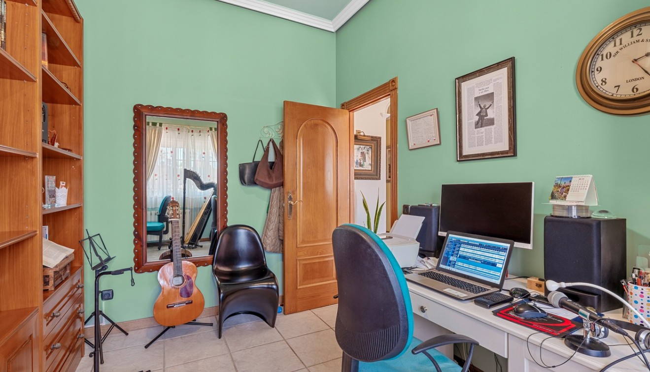 Prodej - Villa - Torrevieja - La Mata