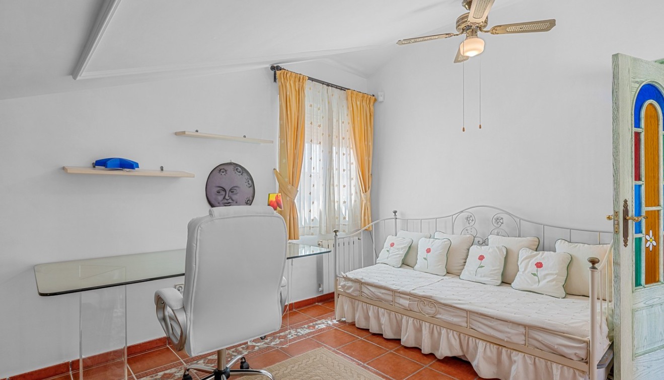 Prodej - Villa - Torrevieja - La Mata